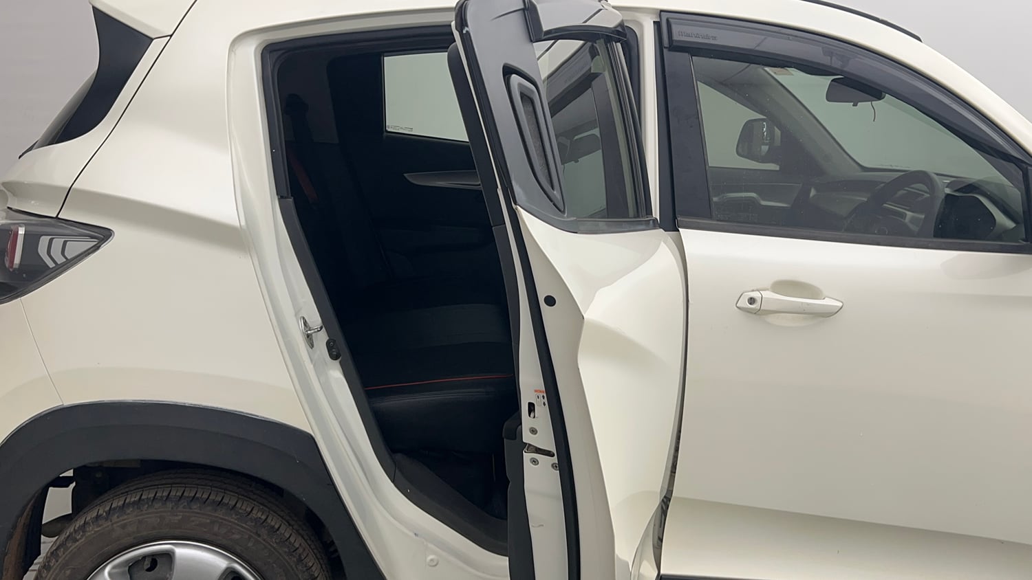 Used 2018 Mahindra KUV100 NXT K6 Plus 6 STR Petrol Manual interior RIGHT SIDE REAR DOOR CABIN VIEW