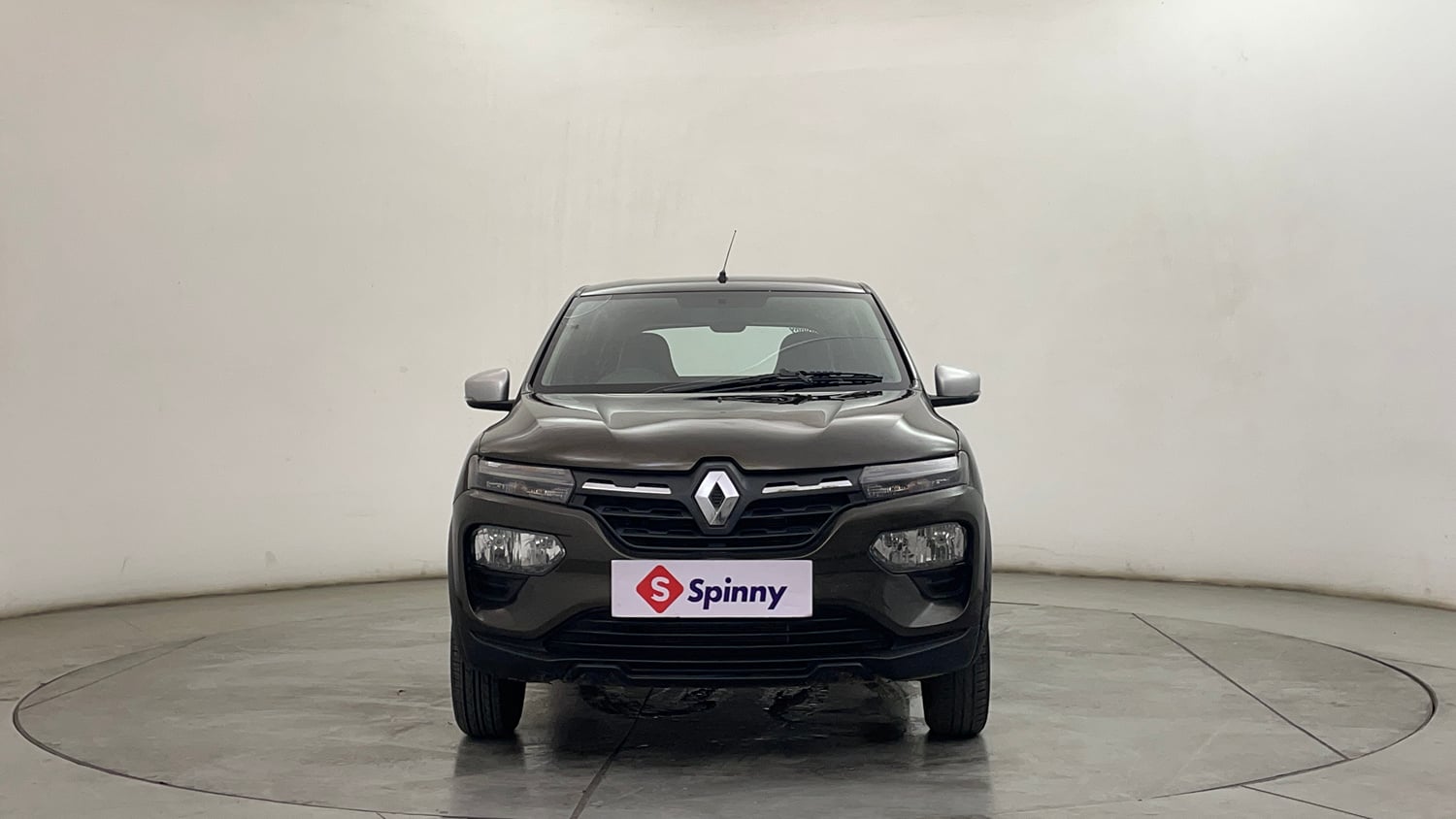 Used 2023 Renault Kwid RXT 1.0 Petrol Manual exterior FRONT VIEW