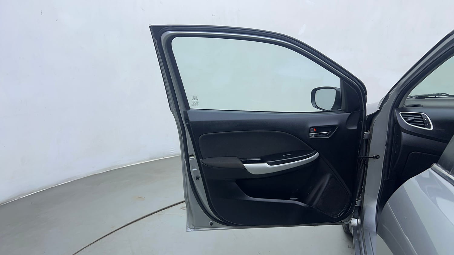 Used 2018 Maruti Suzuki Baleno Delta 1.2 Petrol Manual interior LEFT FRONT DOOR OPEN VIEW