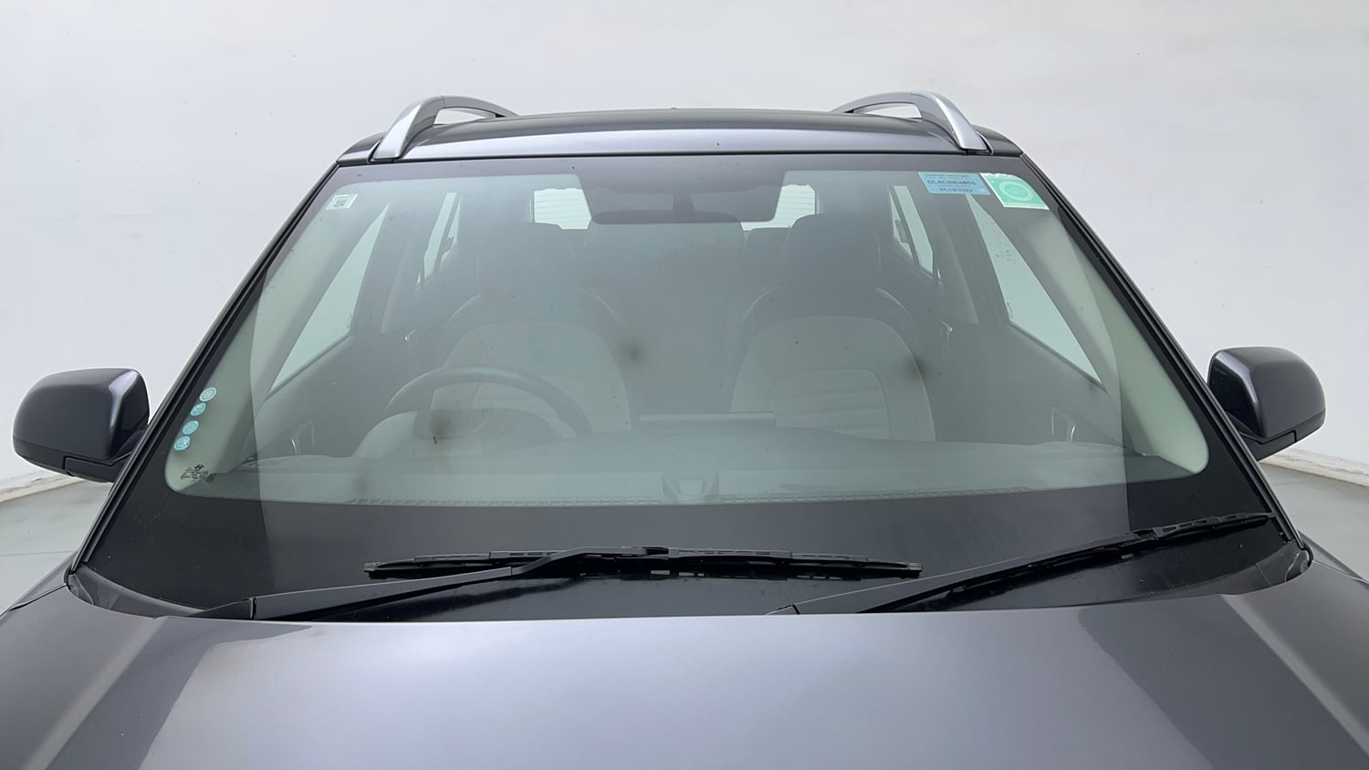 Used 2022 Hyundai Venue SX 1.2 Petrol Petrol Manual exterior FRONT WINDSHIELD VIEW