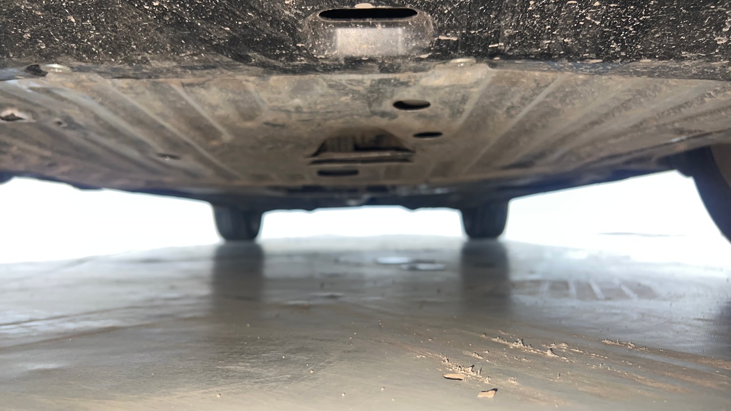 Used 2019 Honda Civic ZX CVT Petrol Petrol Automatic extra FRONT LEFT UNDERBODY VIEW