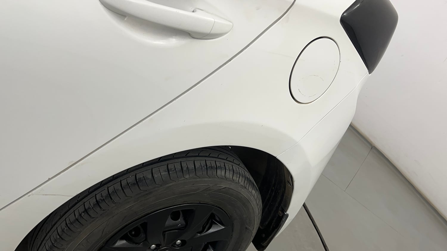 Used 2016 Hyundai Elite i20 Magna 1.2 Petrol Manual dents MINOR SCRATCH