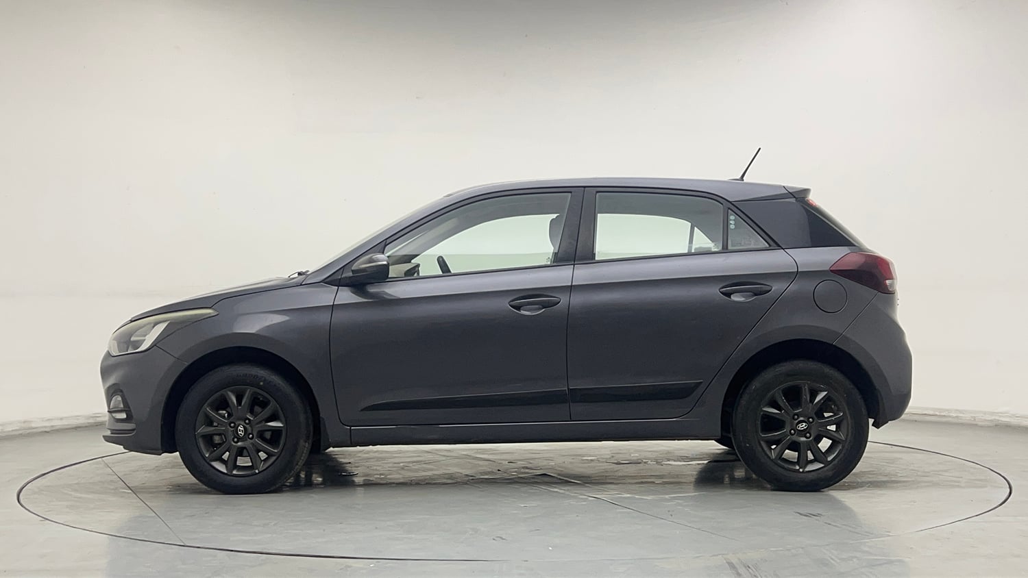 Used 2019 Hyundai Elite i20 Sportz Plus 1.2 Petrol Manual exterior LEFT SIDE VIEW