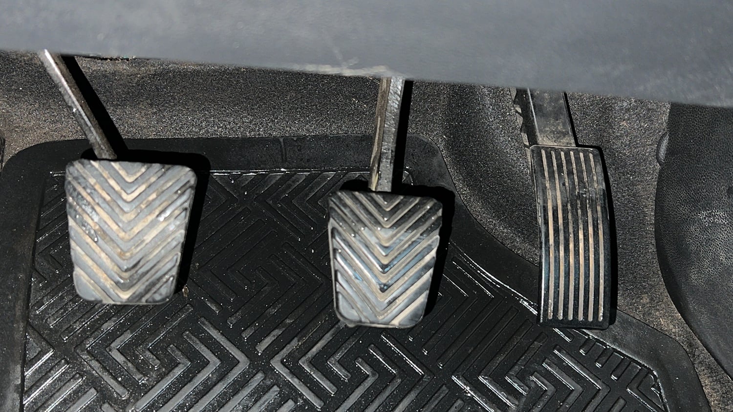 Used 2018 Hyundai Elite i20 Asta 1.2 (O) Petrol Manual interior PEDALS VIEW