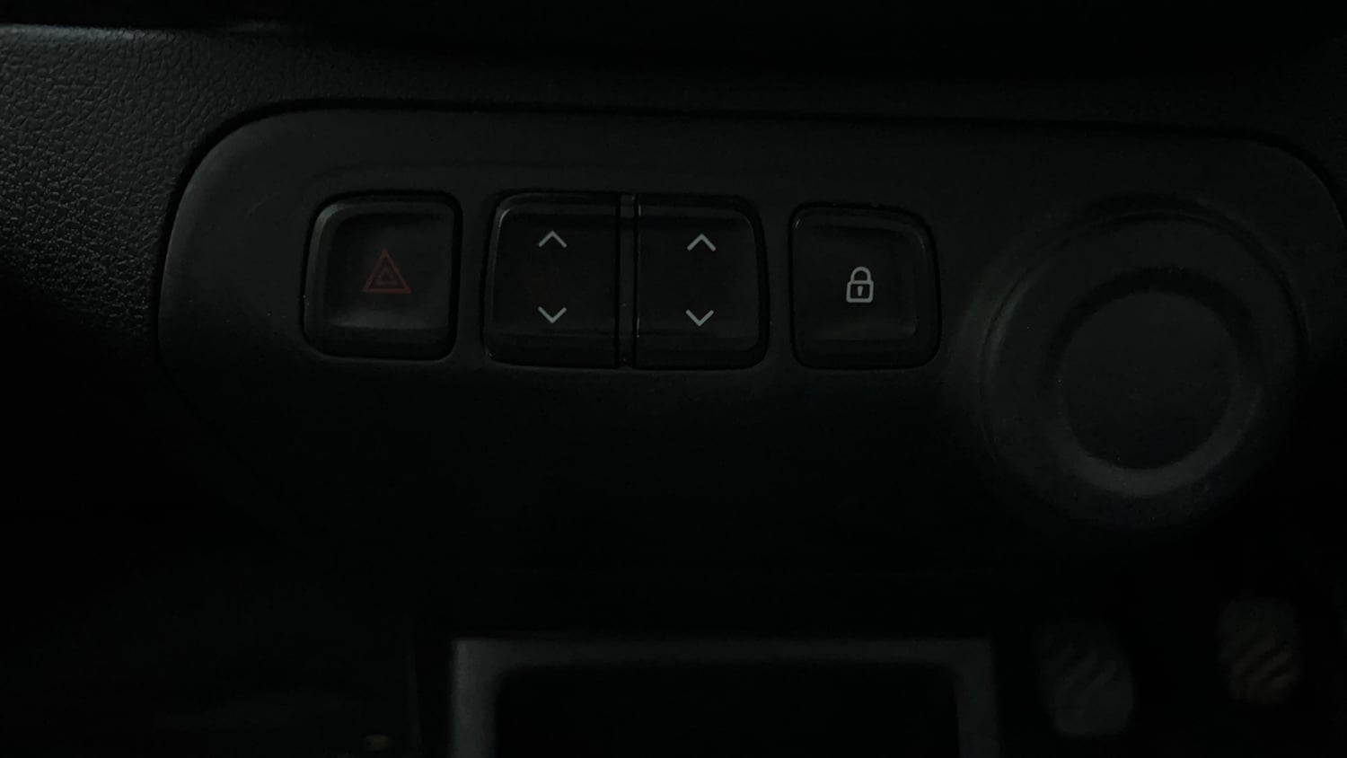 Used 2019 Renault Kwid RXL Petrol Manual top_features Power windows