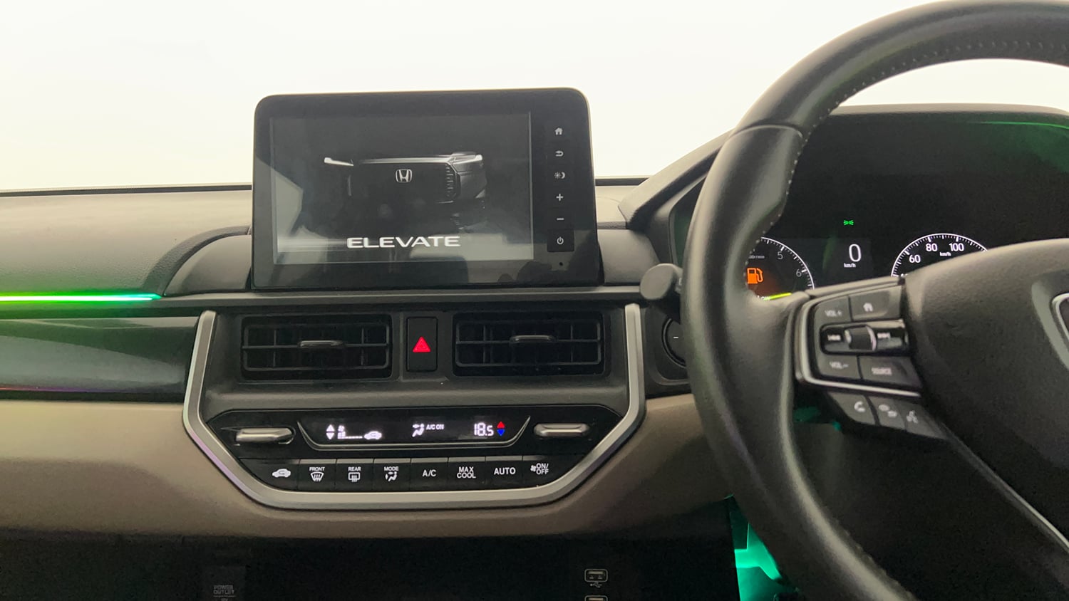 Used 2024 Honda Elevate VX CVT Petrol Automatic interior MUSIC SYSTEM & AC CONTROL VIEW