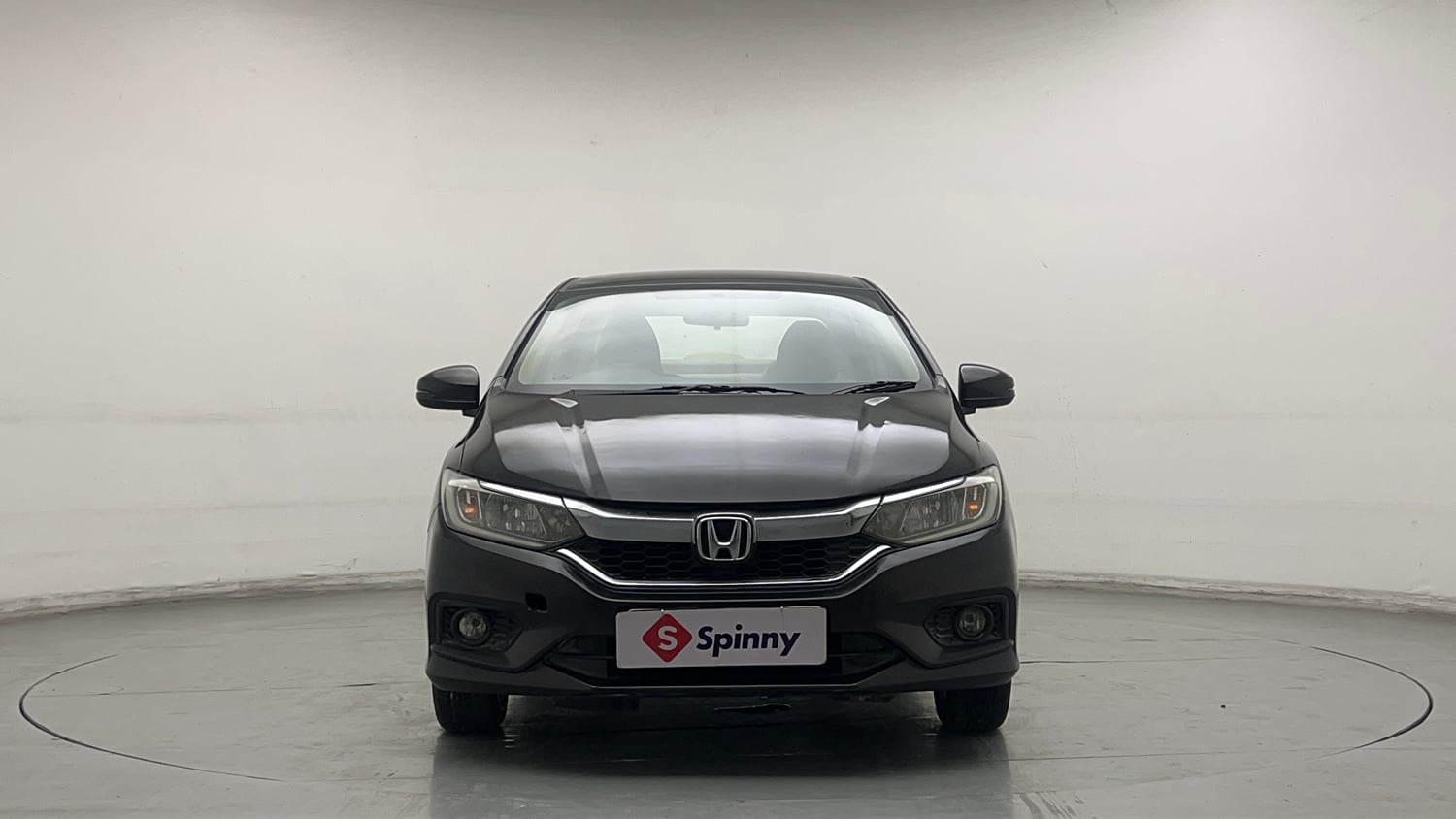Used 2017 Honda City V Petrol Petrol Manual exterior FRONT VIEW