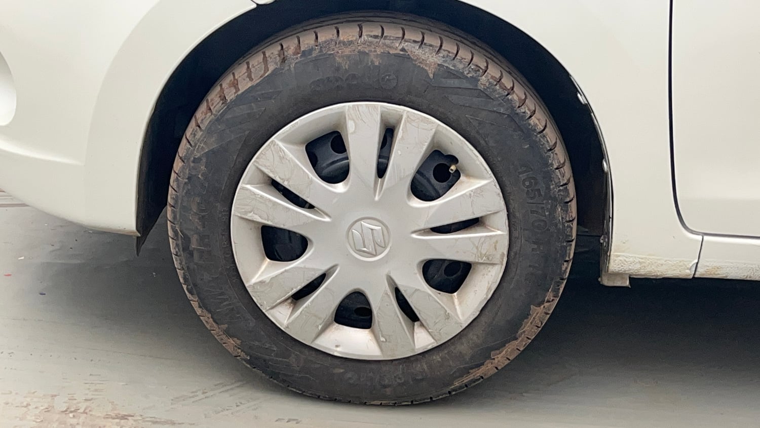 Used 2015 Maruti Suzuki Celerio ZXi AMT Petrol Automatic tyres LEFT FRONT TYRE RIM VIEW