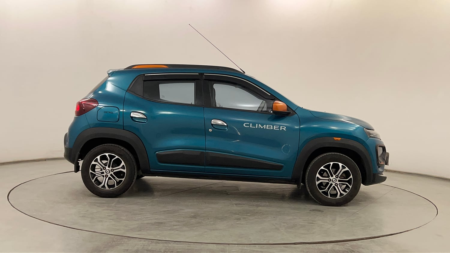 Used 2020 Renault Kwid CLIMBER 1.0 Opt Petrol Manual exterior RIGHT SIDE VIEW