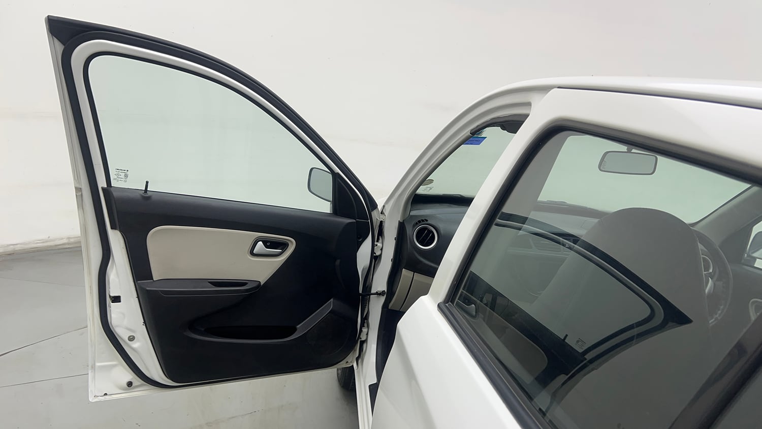 Used 2021 Maruti Suzuki Alto 800 LXi Petrol Manual interior LEFT FRONT DOOR OPEN VIEW