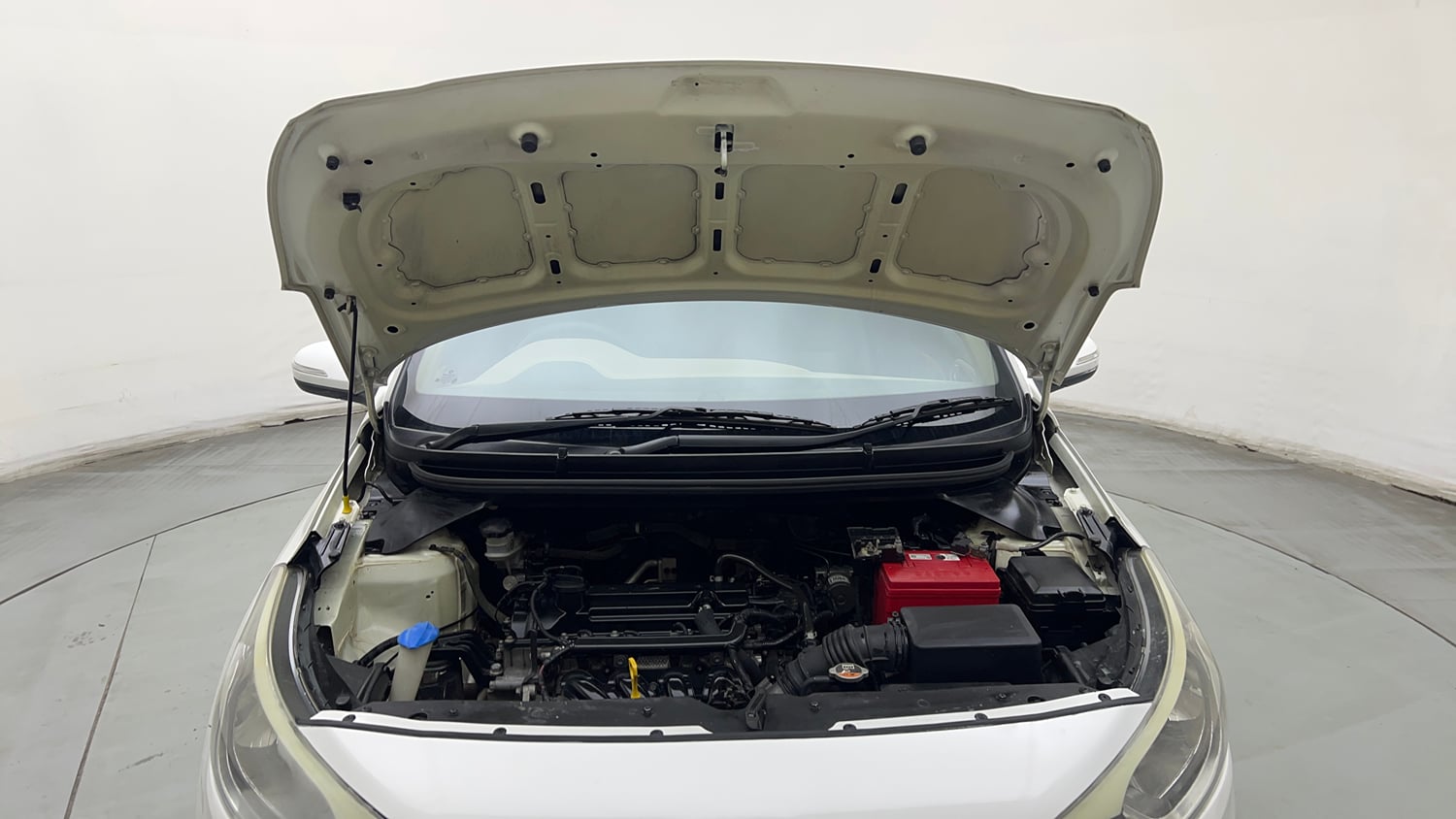 Used 2016 Hyundai Elite i20 Sportz 1.2 Petrol Manual engine ENGINE & BONNET OPEN FRONT VIEW