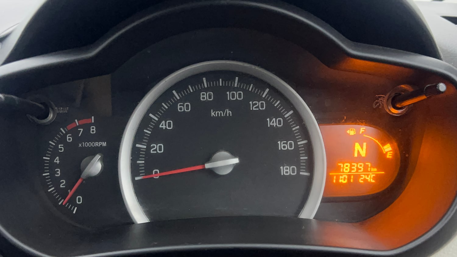 Used 2016 Maruti Suzuki Celerio ZXi AMT Petrol Automatic interior CLUSTERMETER VIEW