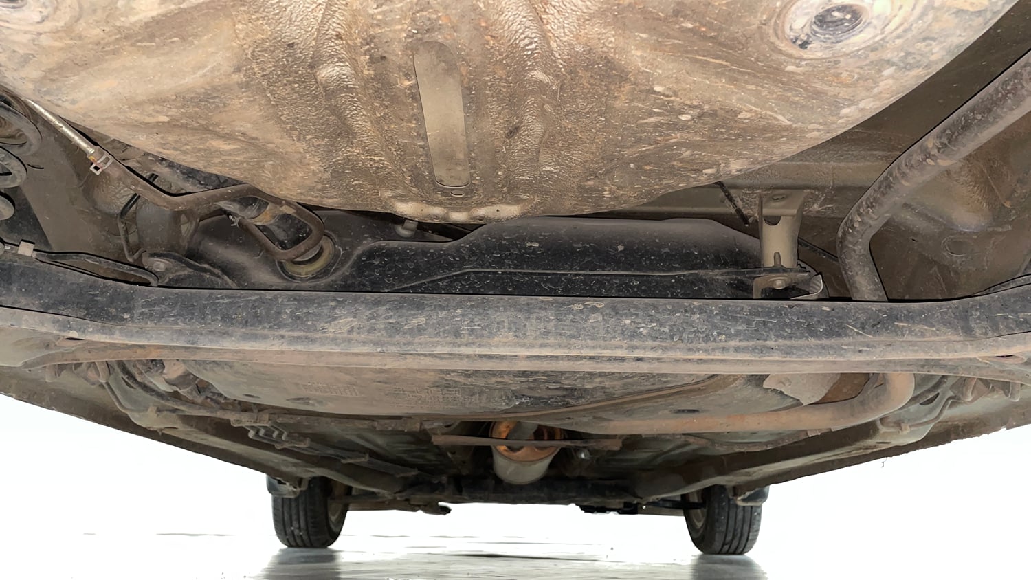 Used 2017 Maruti Suzuki Dzire ZXi AMT Petrol Automatic extra REAR UNDERBODY VIEW (TAKEN FROM REAR)