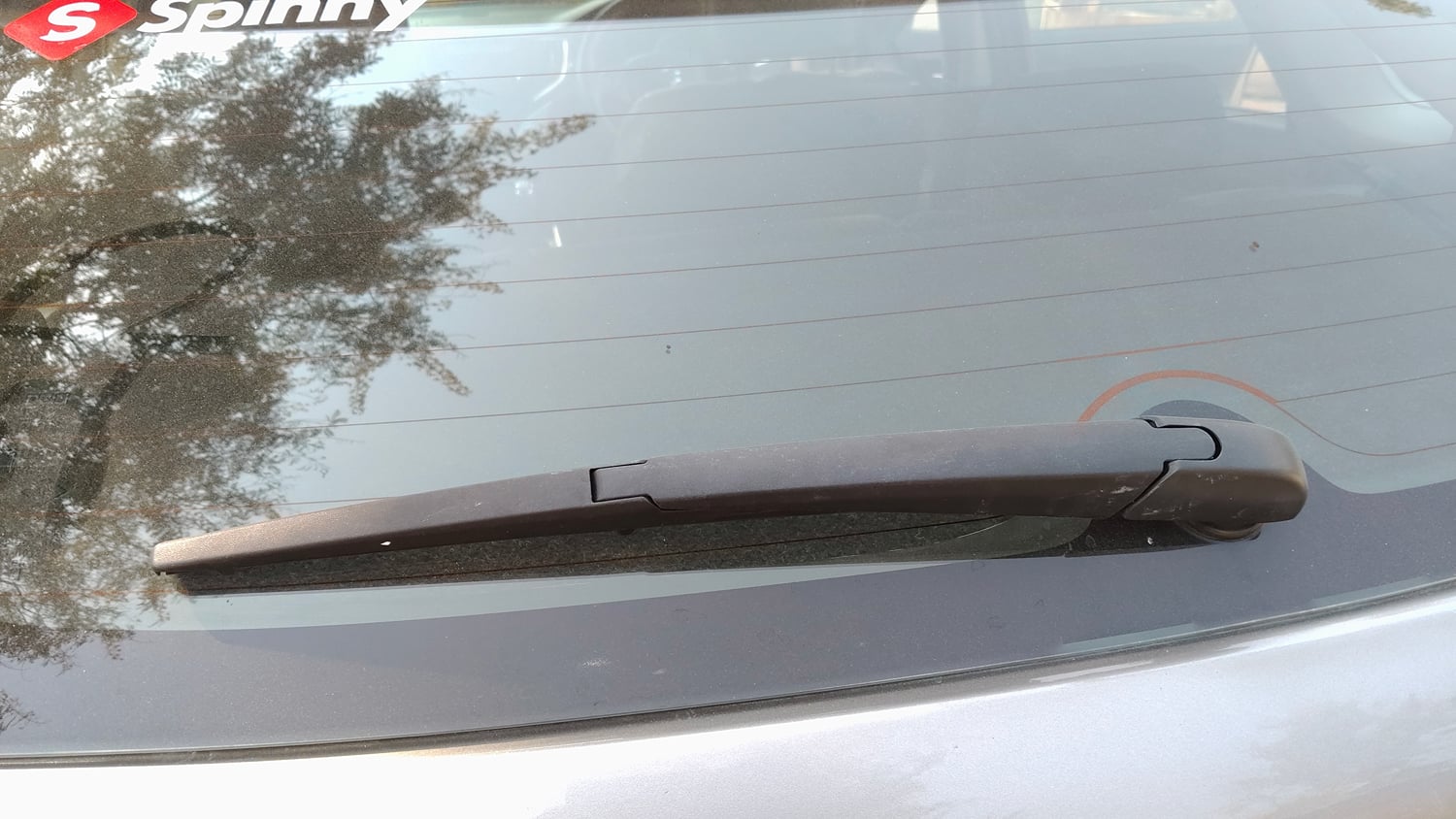 Used 2017 Maruti Suzuki Baleno Delta 1.2 Petrol Manual top_features Rear wiper