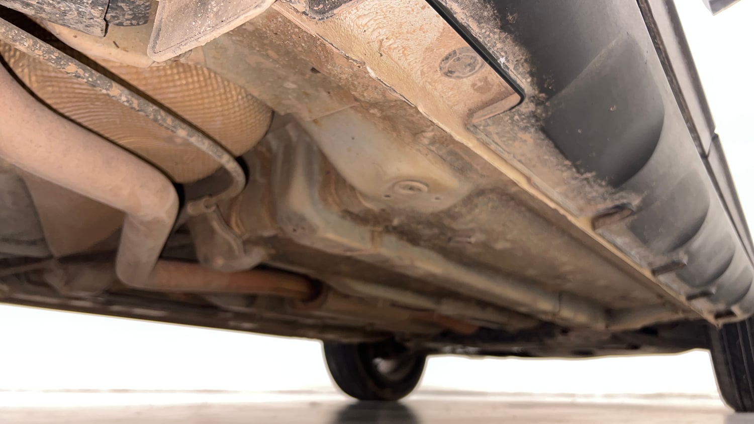Used 2020 Hyundai Venue SX 1.0 Turbo Petrol Manual extra REAR RIGHT UNDERBODY VIEW