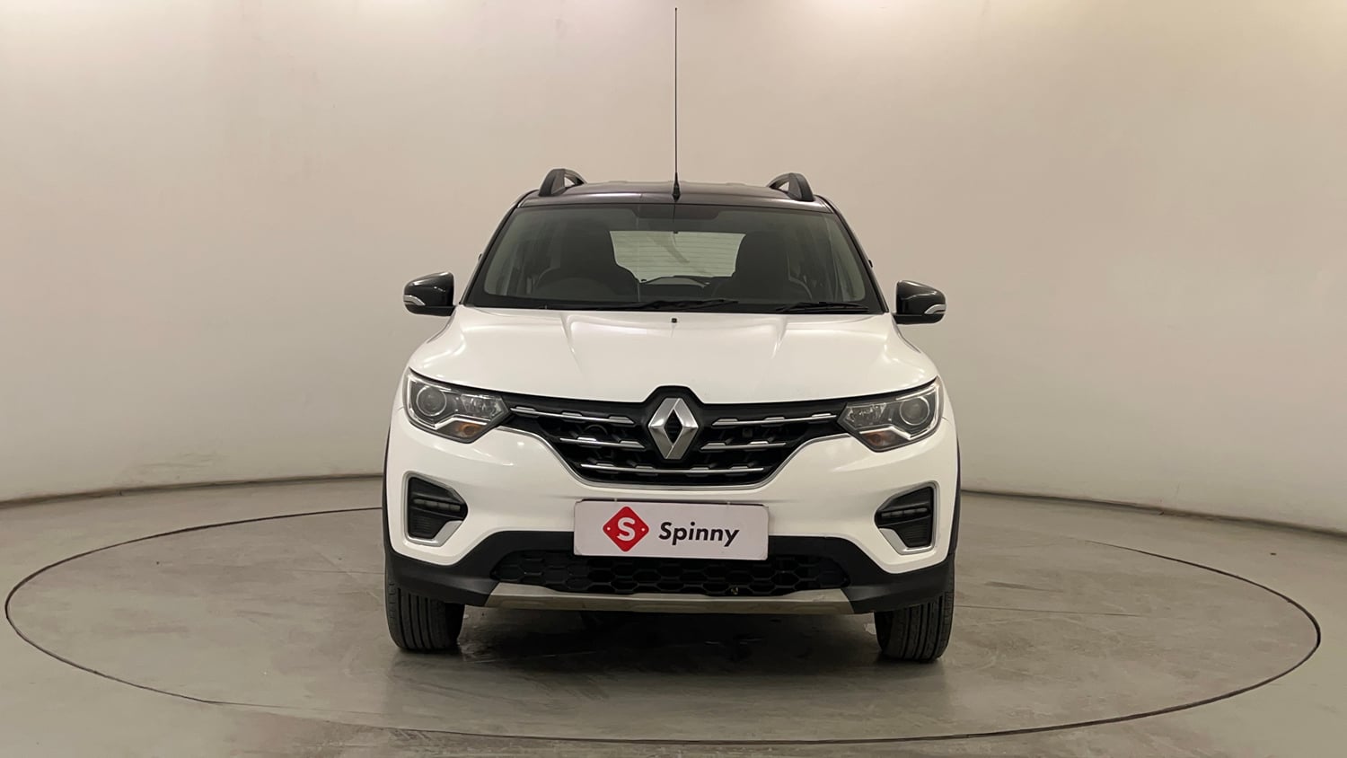 Used 2023 Renault Triber RXZ Petrol Manual exterior FRONT VIEW