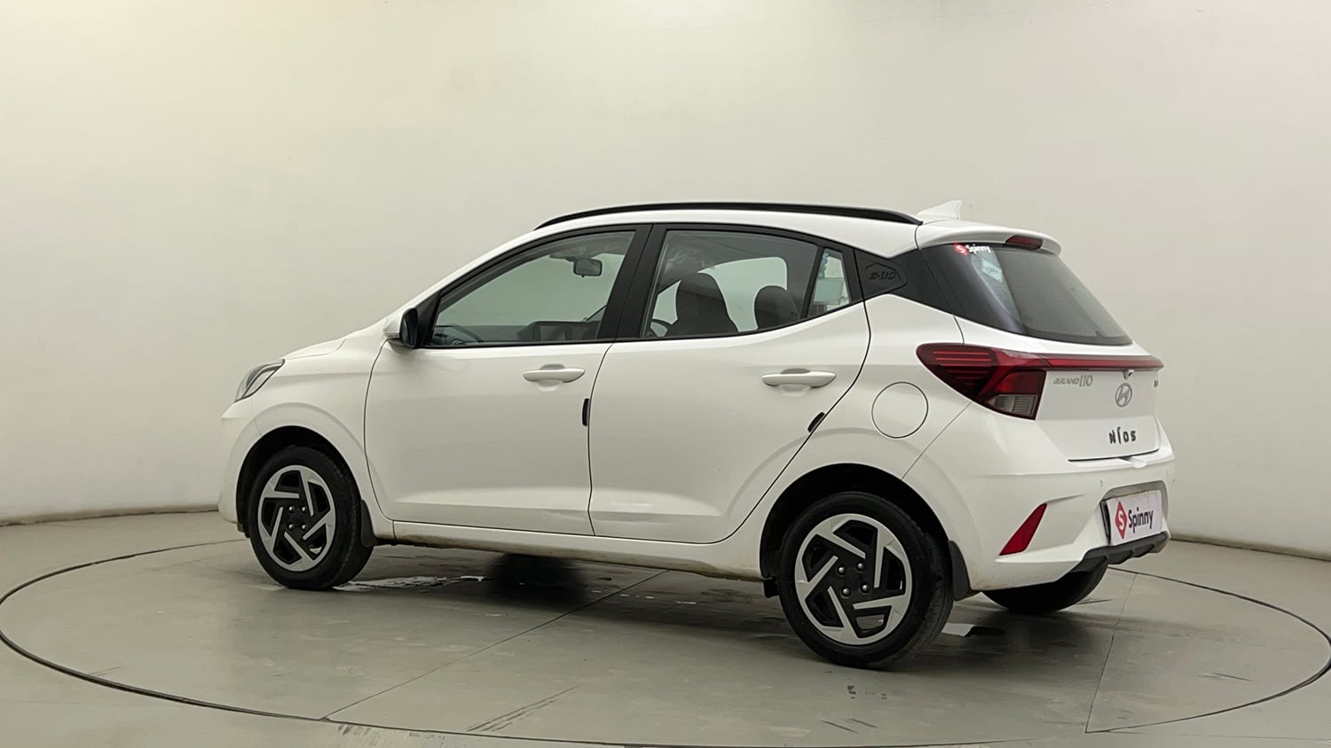 Used 2024 Hyundai Grand i10 Nios Sportz 1.2 Hy-CNG Duo Cng Manual exterior LEFT REAR CORNER VIEW