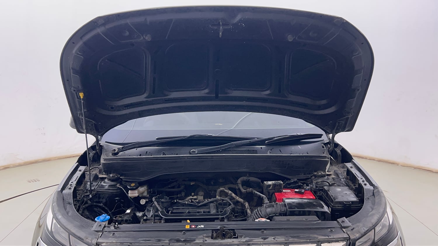 Used 2022 Hyundai Venue SX 1.2 Petrol Petrol Manual engine ENGINE & BONNET OPEN FRONT VIEW