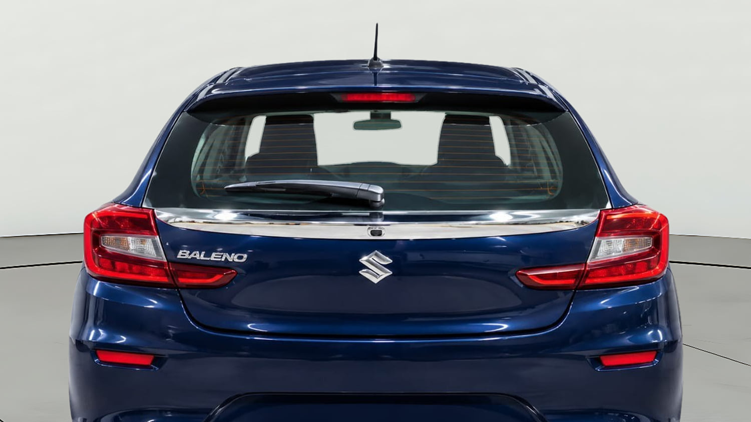 Used 2023 Maruti Suzuki Baleno Alpha AGS Petrol Automatic exterior BACK WINDSHIELD VIEW