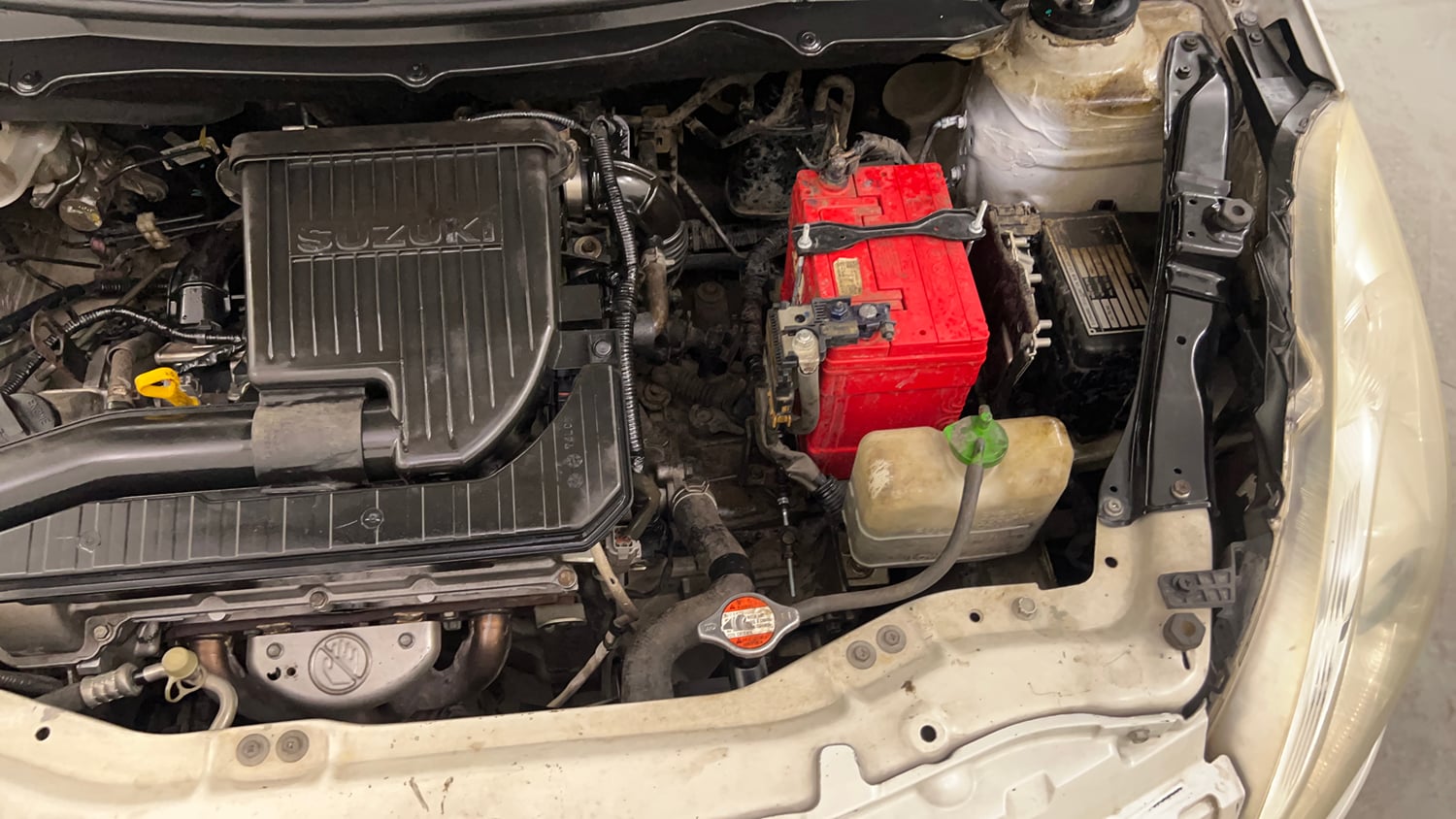 Used 2012 Maruti Suzuki Swift VXi Petrol Manual engine ENGINE LEFT SIDE VIEW