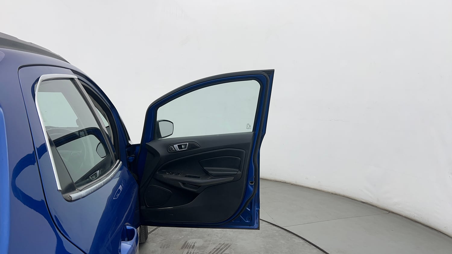Used 2018 Ford EcoSport Trend + 1.5L Ti-VCT AT Petrol Automatic interior RIGHT FRONT DOOR OPEN VIEW