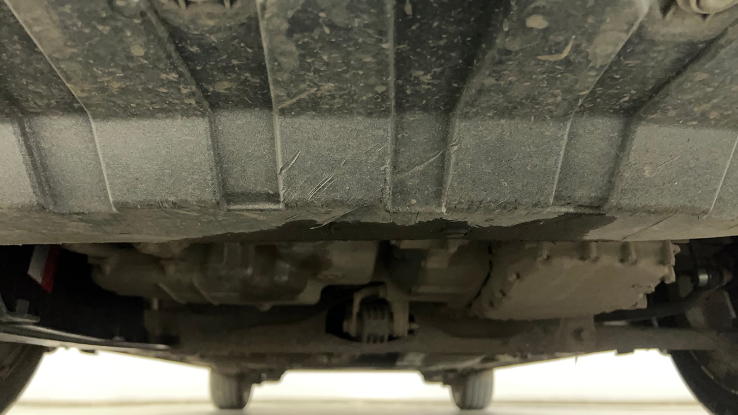 Used 2017 Honda City VX CVT Petrol Petrol Automatic extra FRONT LEFT UNDERBODY VIEW