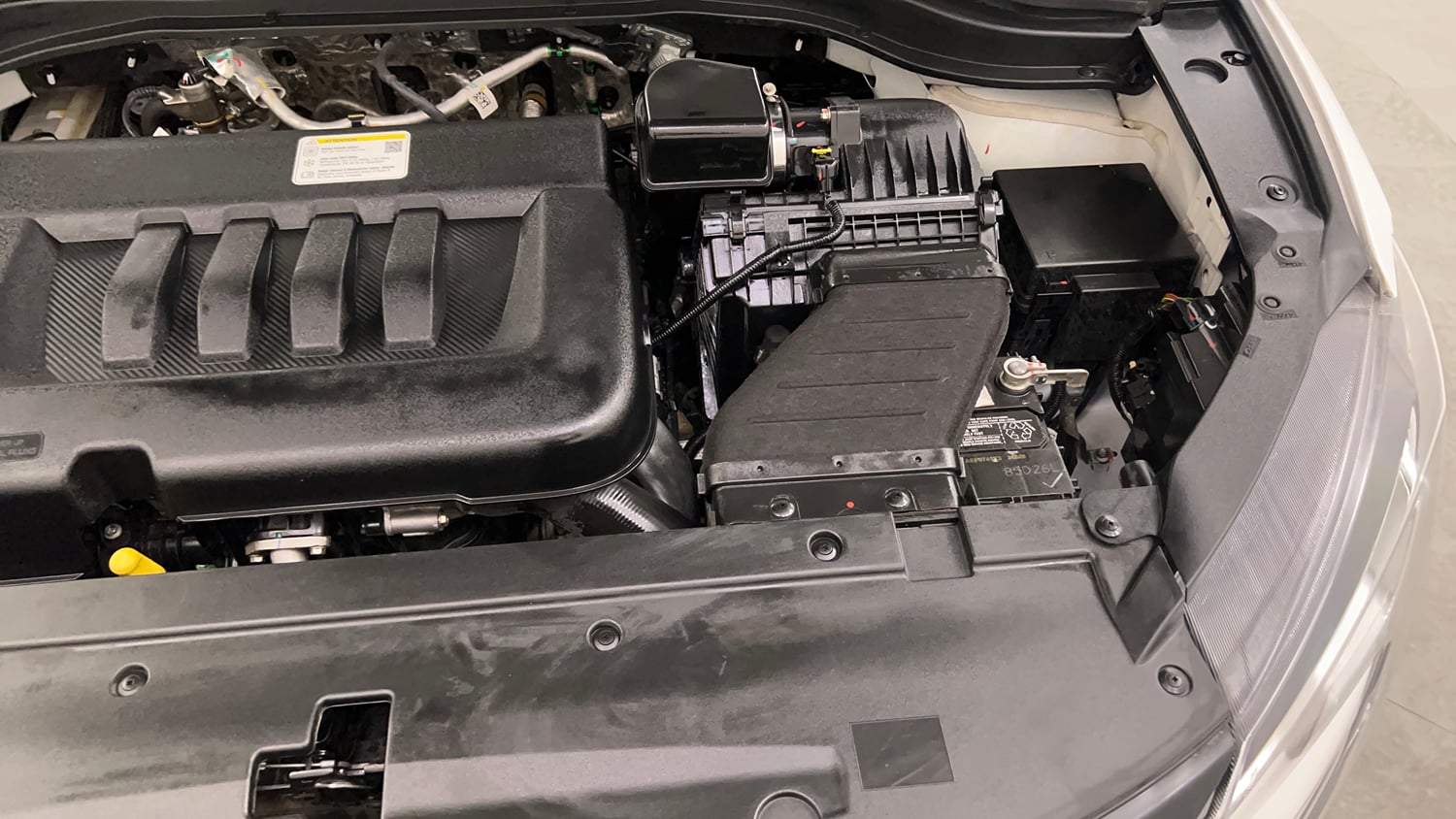 Used 2024 Mahindra XUV700 AX7 Diesel MT 7 STR Diesel Manual engine ENGINE LEFT SIDE VIEW