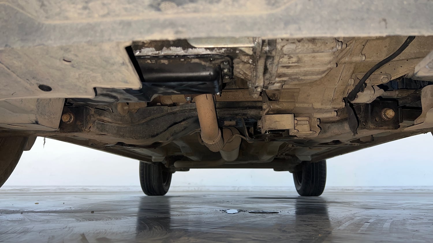 Used 2019 Tata Nexon XMA Diesel Diesel Automatic extra FRONT LEFT UNDERBODY VIEW
