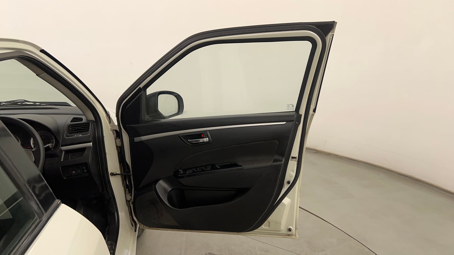 Used 2012 Maruti Suzuki Swift VXi Petrol Manual interior RIGHT FRONT DOOR OPEN VIEW