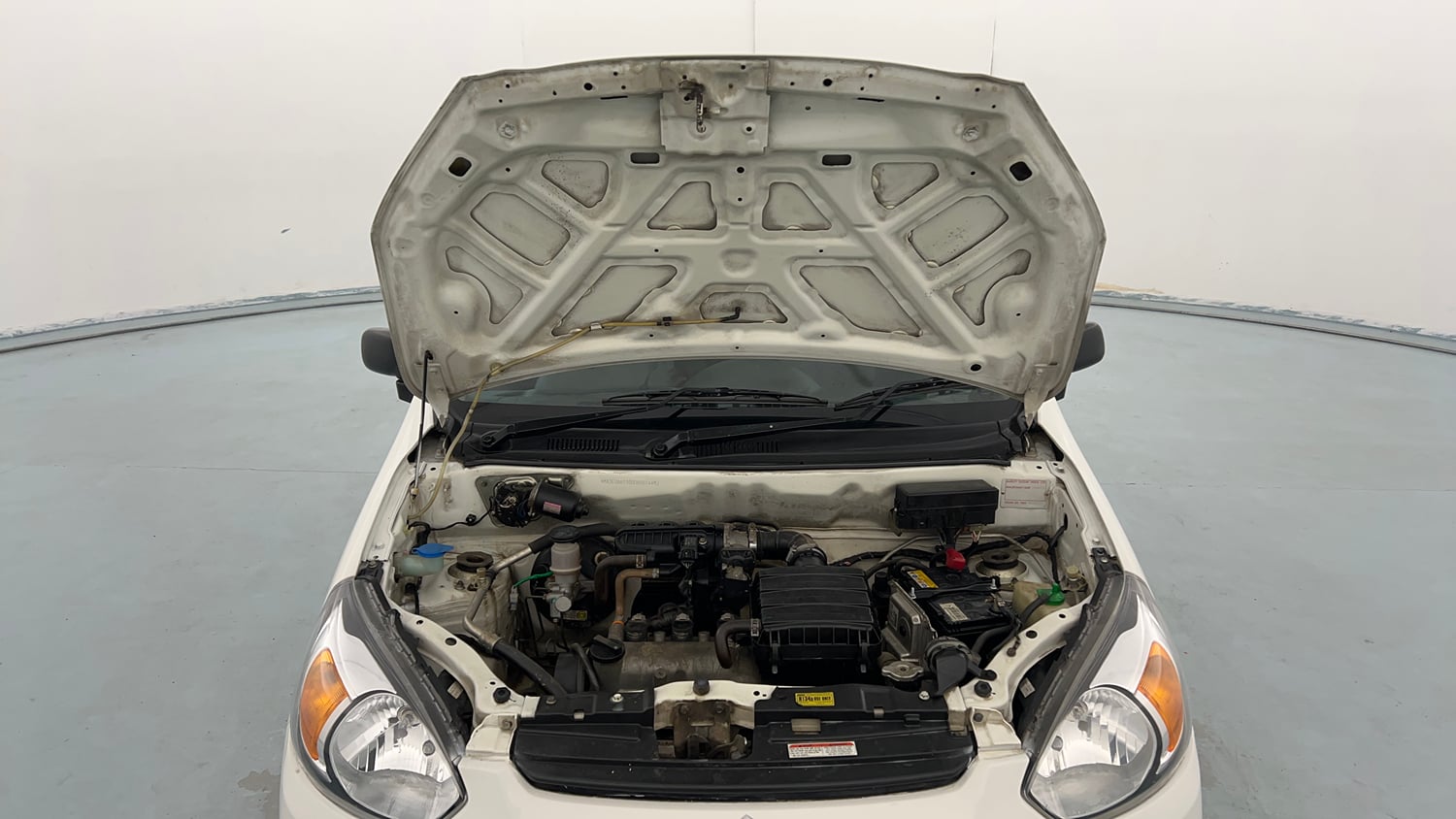 Used 2019 Maruti Suzuki Alto 800 LXi (O) Petrol Manual engine ENGINE & BONNET OPEN FRONT VIEW