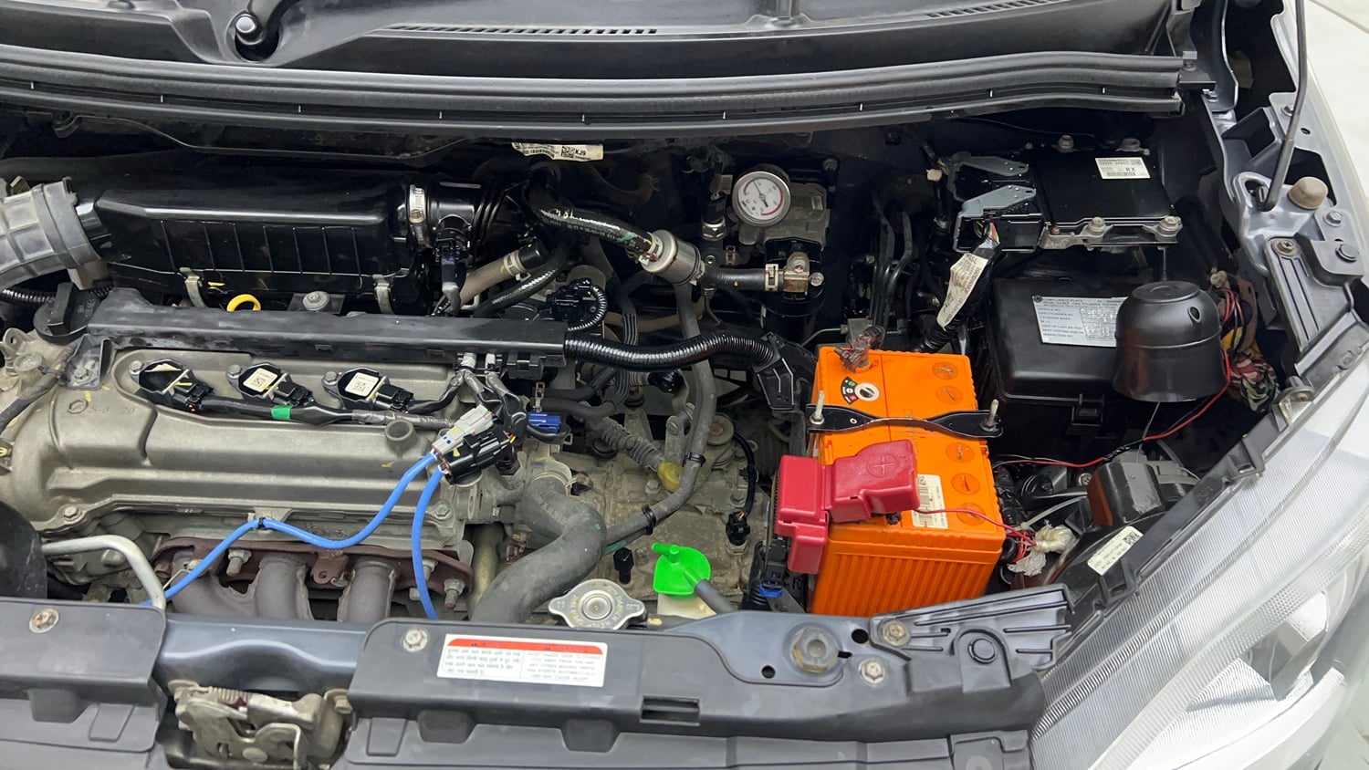 Used 2020 Maruti Suzuki Wagon R LXi 1.0 CNG Cng Manual engine ENGINE LEFT SIDE VIEW