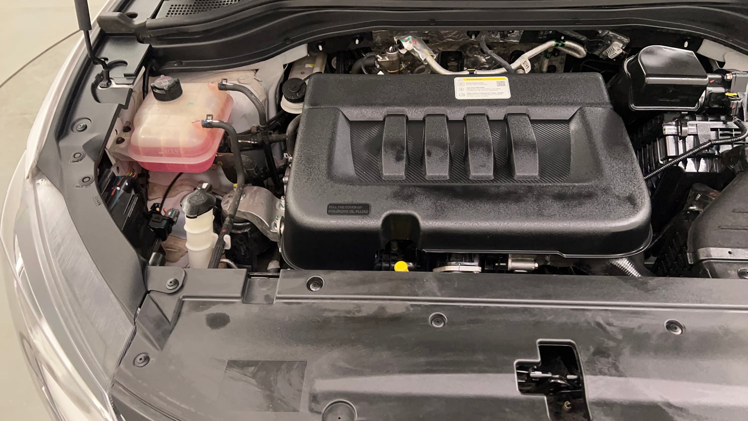 Used 2024 Mahindra XUV700 AX7 Diesel MT 7 STR Diesel Manual engine ENGINE RIGHT SIDE VIEW