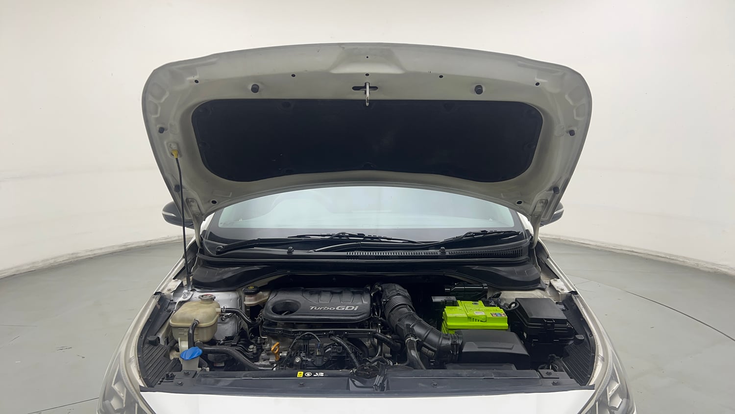 Used 2021 Hyundai Verna SX (O) 1.0 Turbo DCT Petrol Automatic engine ENGINE & BONNET OPEN FRONT VIEW