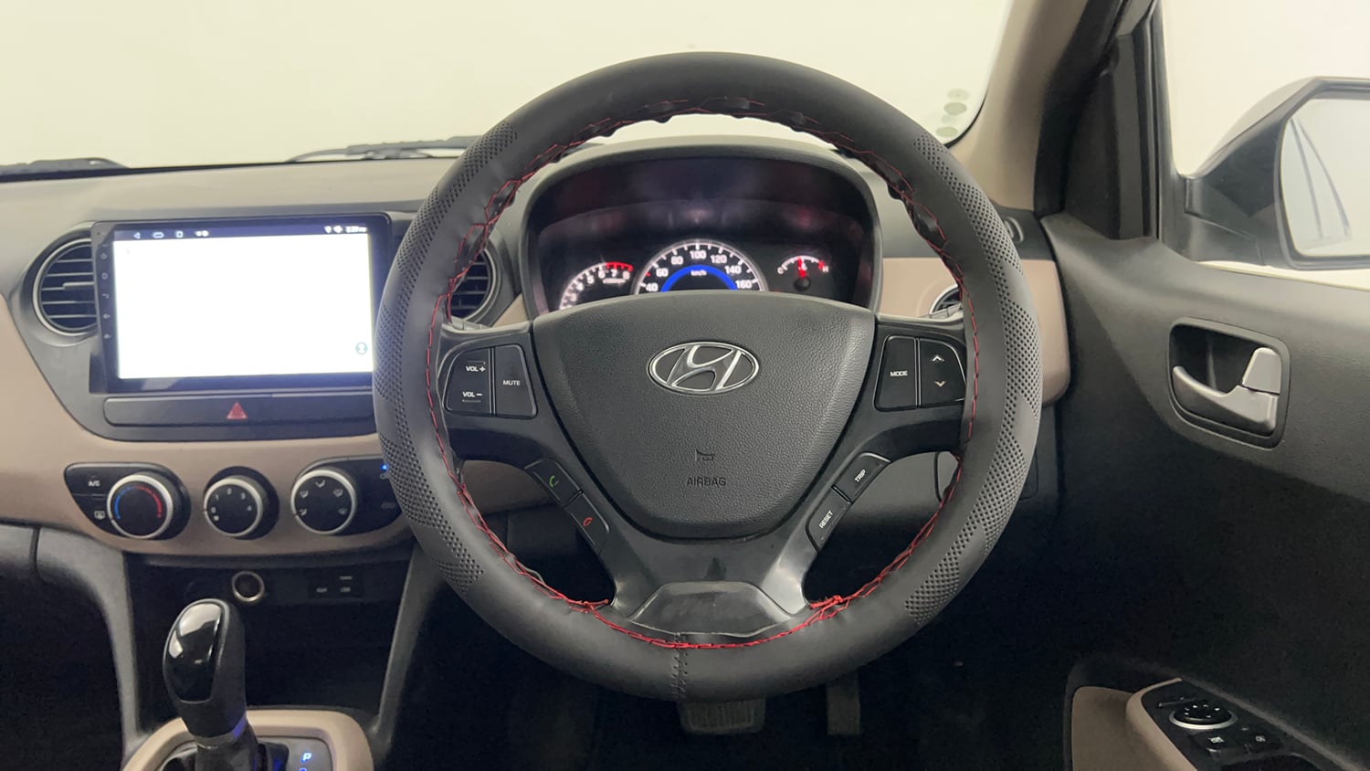 Used 2016 Hyundai Grand i10 Asta AT 1.2 Kappa VTVT Petrol Automatic interior STEERING VIEW
