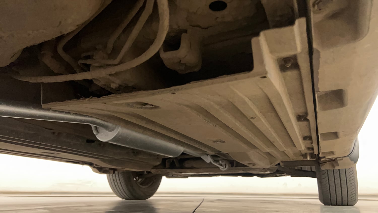 Used 2022 maruti-suzuki Vitara Brezza VXi Petrol Manual extra REAR RIGHT UNDERBODY VIEW