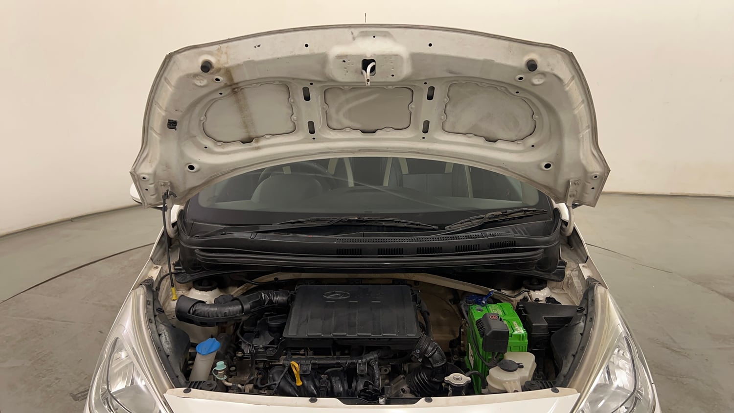 Used 2018 Hyundai Grand i10 Magna 1.2 Kappa VTVT Petrol Manual engine ENGINE & BONNET OPEN FRONT VIEW