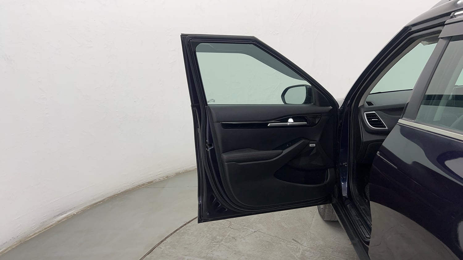 Used 2022 Kia Seltos GTX Plus 1.4 DCT Petrol Automatic interior LEFT FRONT DOOR OPEN VIEW