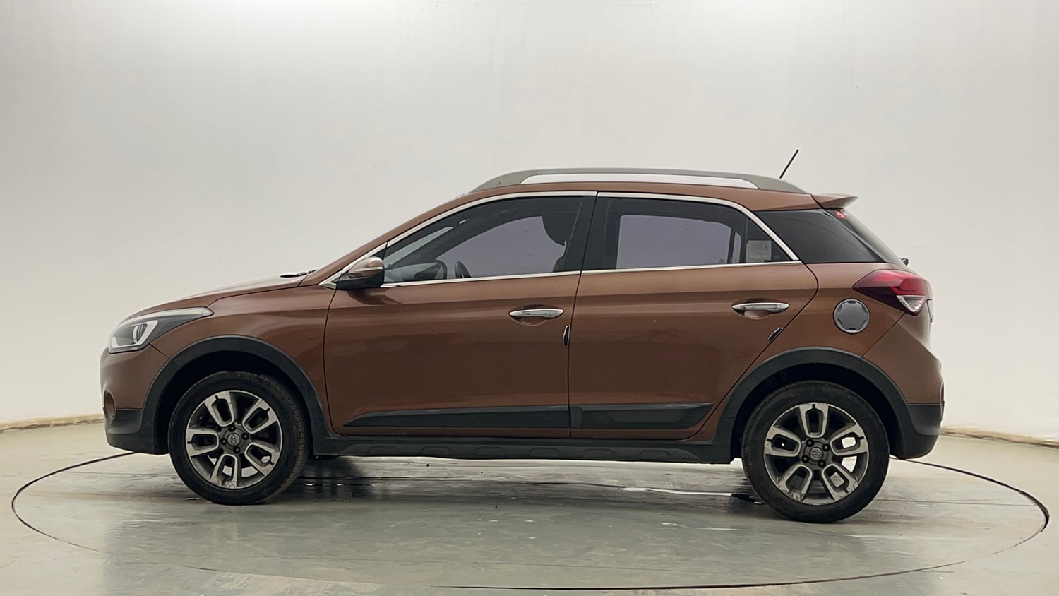Used 2017 Hyundai i20 Active 1.2 SX Petrol Manual exterior LEFT SIDE VIEW