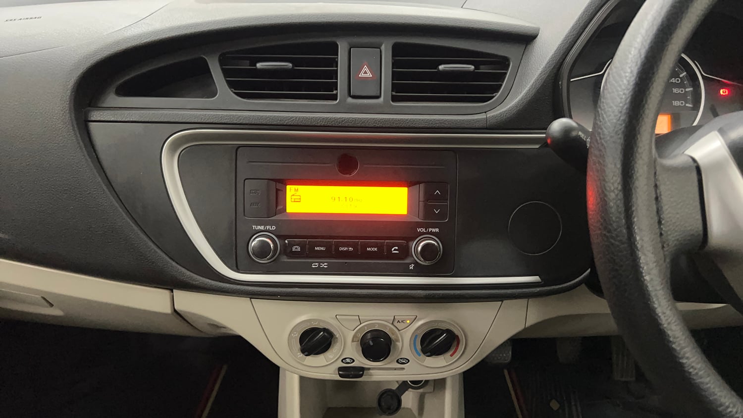 Used 2022 Maruti Suzuki Alto 800 VXi Petrol Manual interior MUSIC SYSTEM & AC CONTROL VIEW