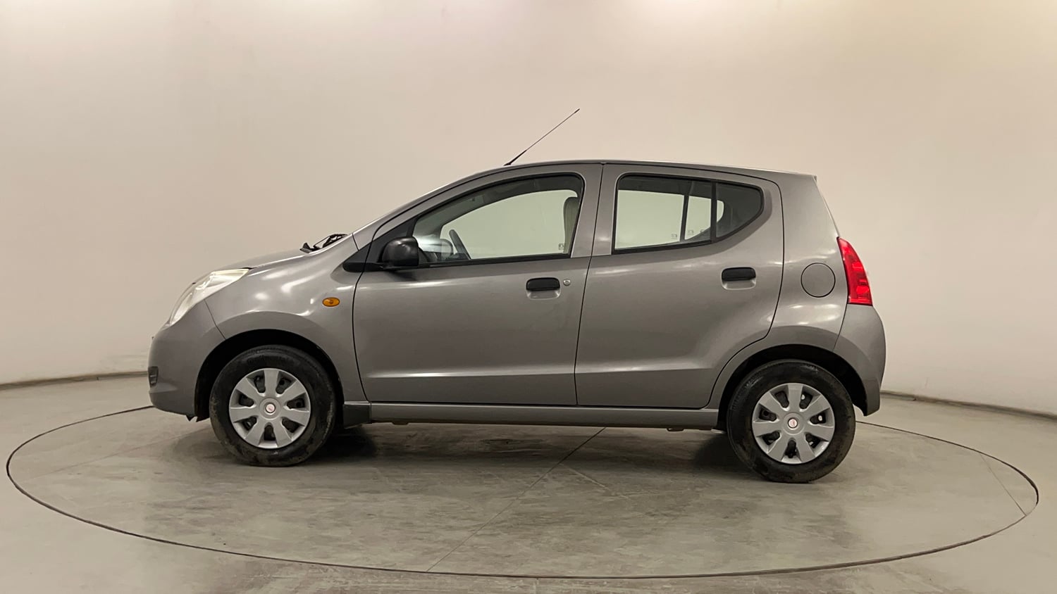 Used 2013 Maruti Suzuki A-Star VXI Petrol Manual exterior LEFT SIDE VIEW