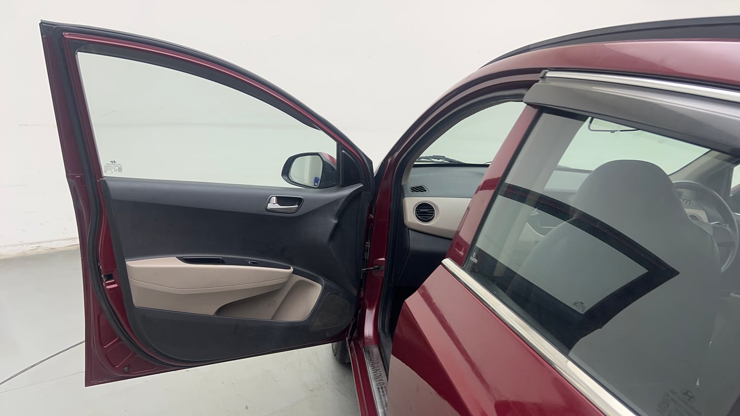 Used 2015 Hyundai Grand i10 Sportz 1.2 Kappa VTVT Petrol Manual interior LEFT FRONT DOOR OPEN VIEW