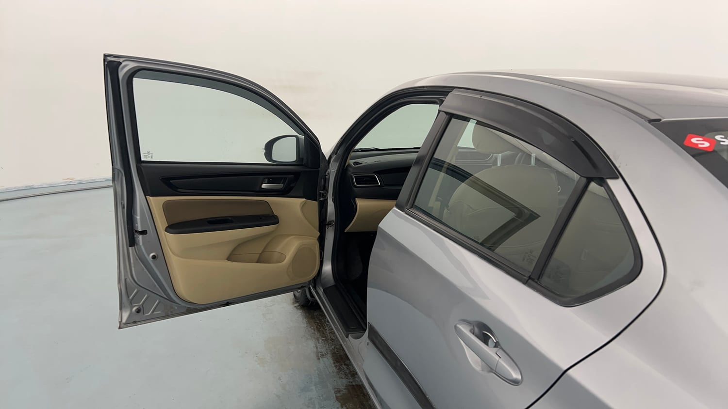 Used 2020 Honda Amaze 1.2 VX MT Petrol Petrol Manual interior LEFT FRONT DOOR OPEN VIEW