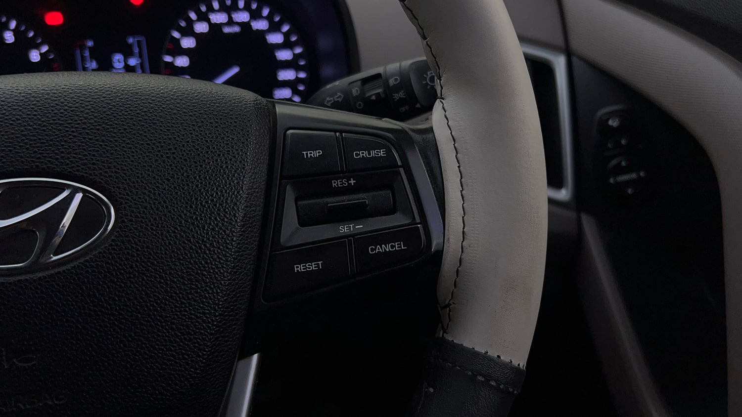 Used 2019 Hyundai Creta SX 1.6 Petrol Petrol Manual top_features Cruise control
