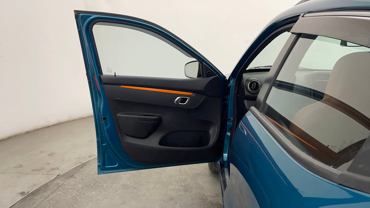 Used 2020 Renault Kwid CLIMBER 1.0 AMT Opt Petrol Automatic interior LEFT FRONT DOOR OPEN VIEW