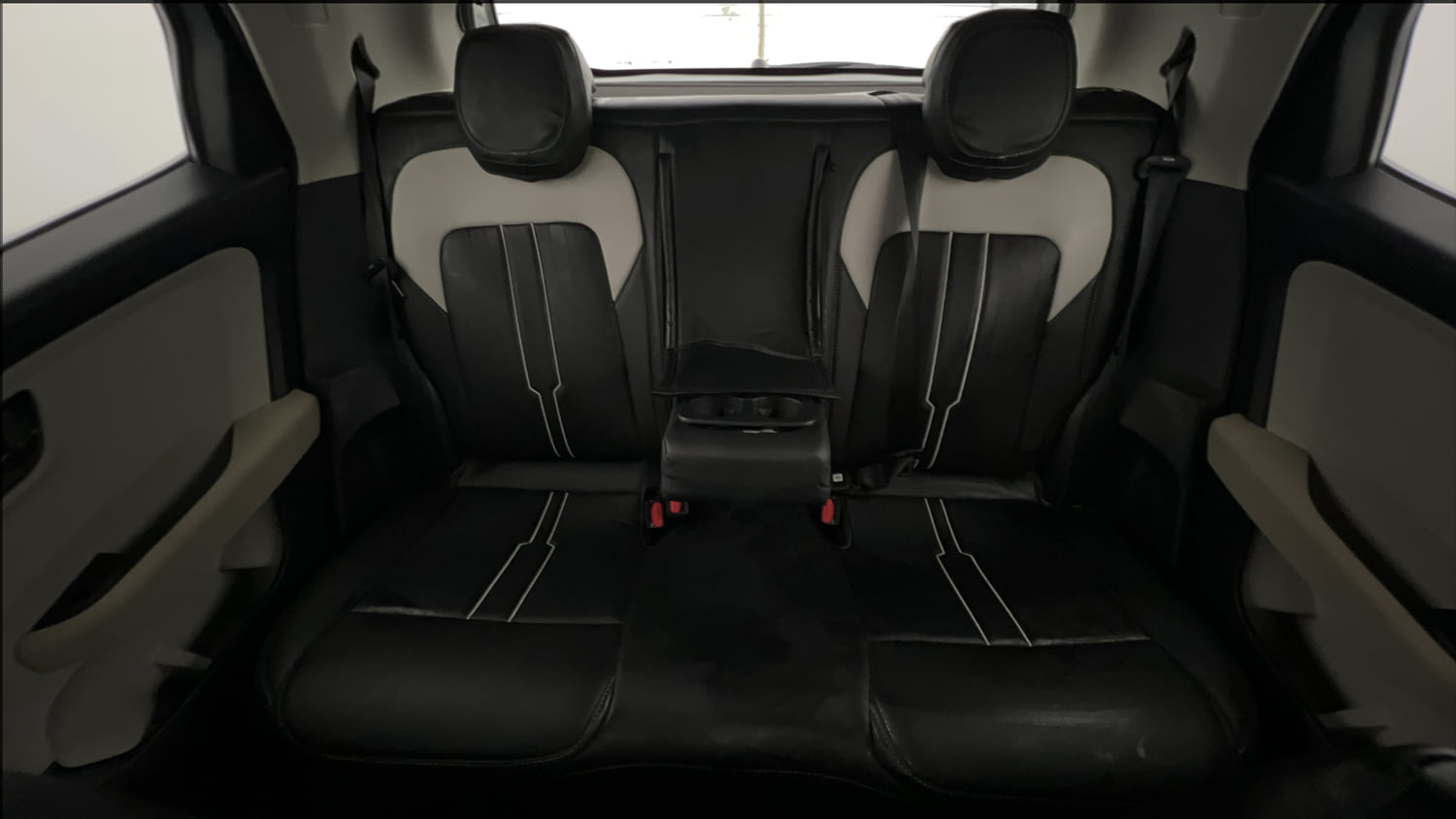 Used 2025 Tata Altroz Accomplished S Diesel 5MT Diesel Manual interior REAR SEAT CONDITION VIEW