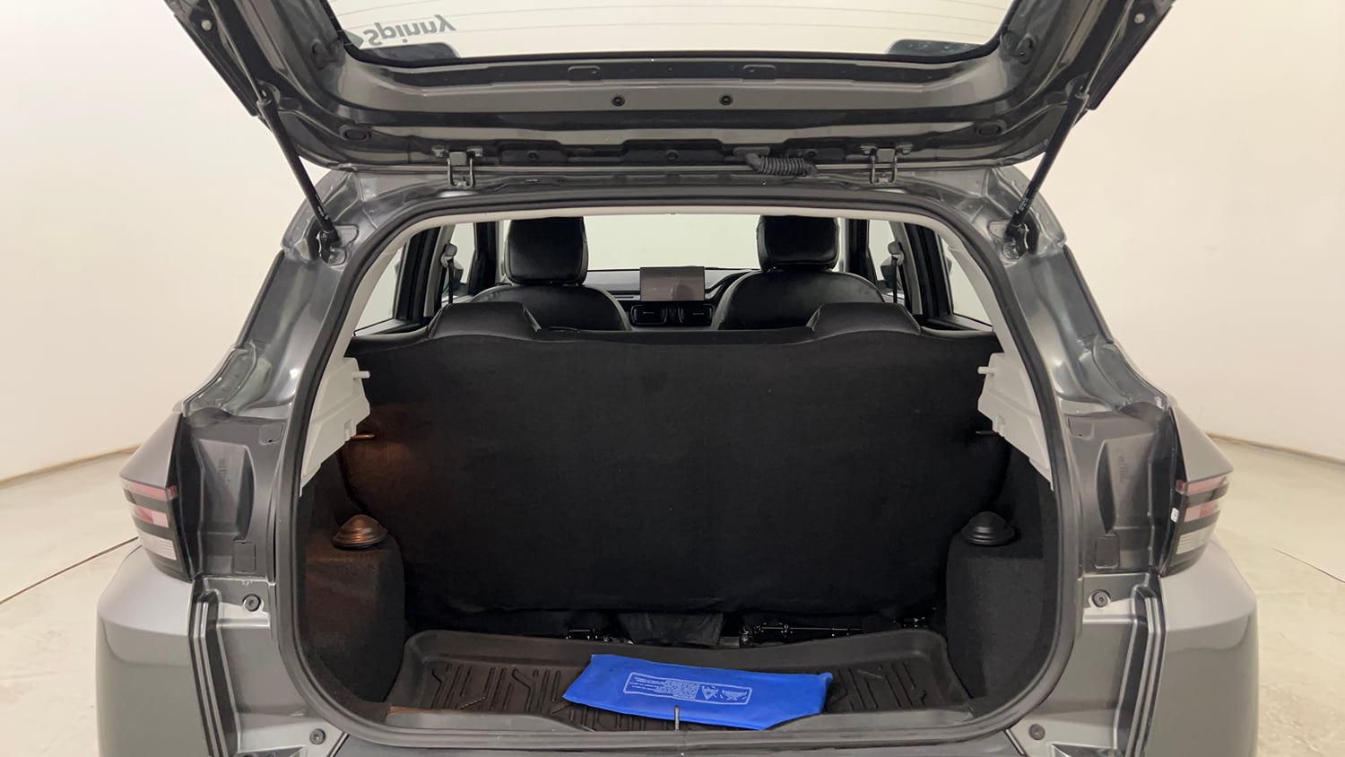Used 2026 Tata Punch Pure + Petrol Manual interior DICKY INSIDE VIEW
