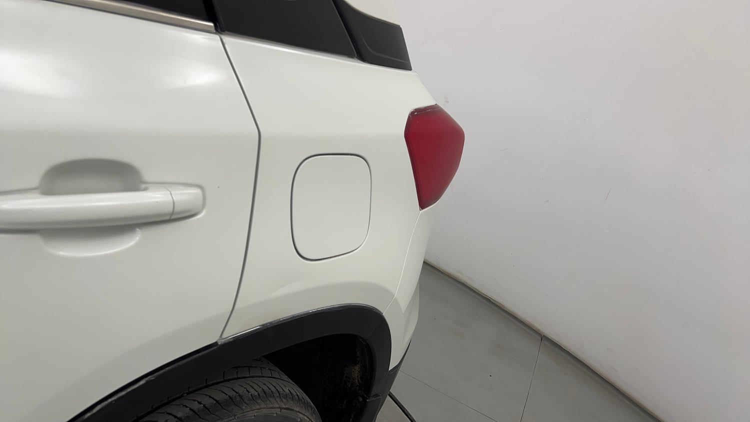 Used 2022 maruti-suzuki Vitara Brezza VXi Petrol Manual dents MINOR DENT