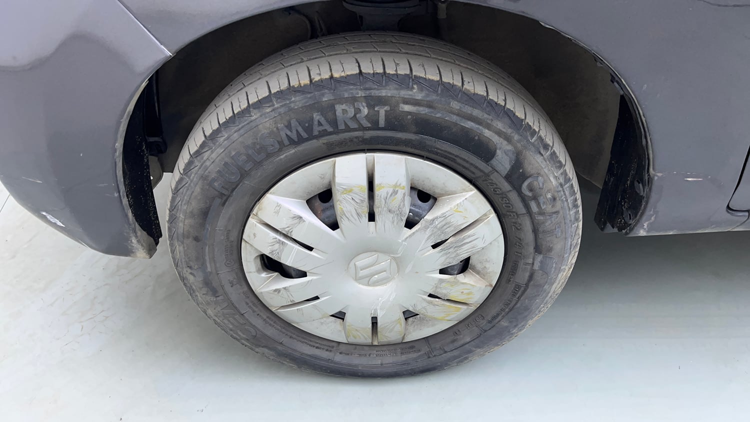 Used 2022 Maruti Suzuki Alto 800 Vxi Plus Petrol Manual tyres LEFT FRONT TYRE RIM VIEW