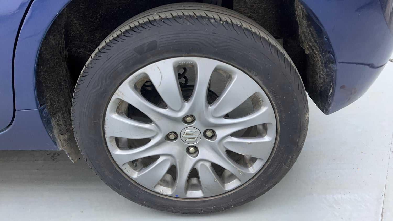 Used 2018 Maruti Suzuki Baleno Alpha 1.2 AT Petrol Automatic tyres LEFT REAR TYRE RIM VIEW