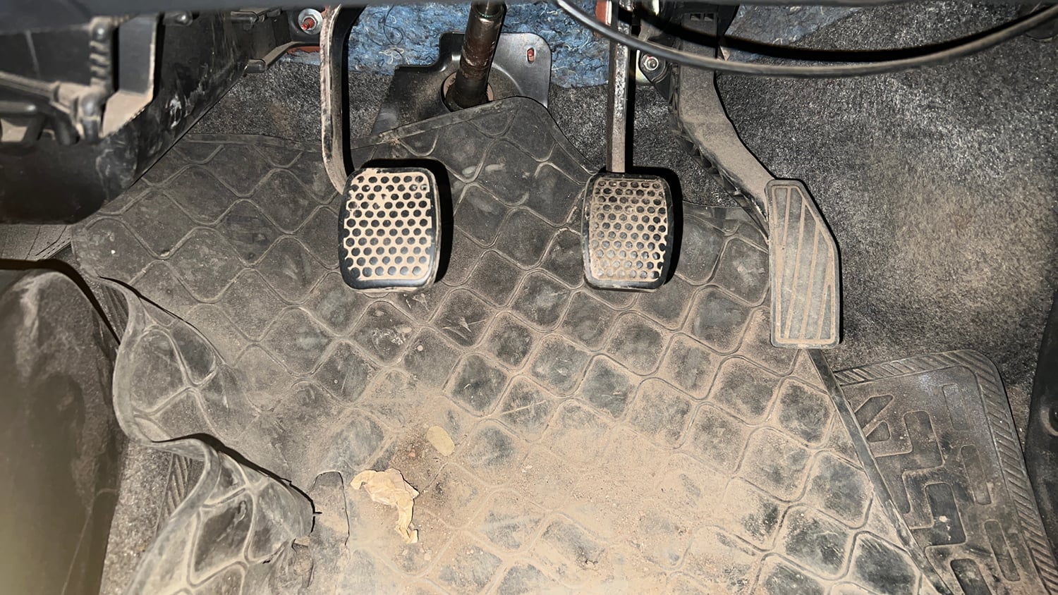 Used 2017 Maruti Suzuki Alto 800 LXi Petrol Manual interior PEDALS VIEW
